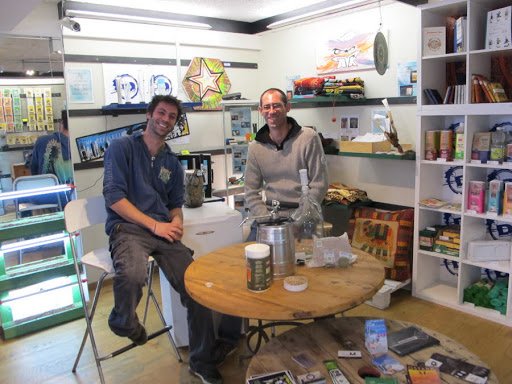 Cbd Shop Organiquement Votre à La Roche-Sur-Foron - France