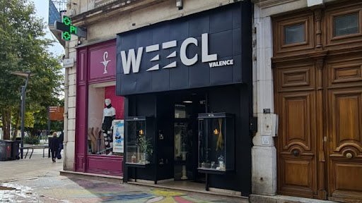 Cbd - Weecl Magasin Cbd à Valence - France