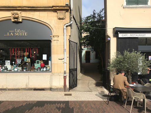 Deli Hemp Cbd Shop à Roanne - France