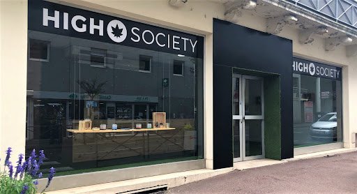 High Society à Périgueux - France