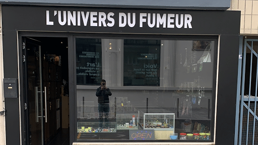 L'Univers Du Fumeur à Pau - France